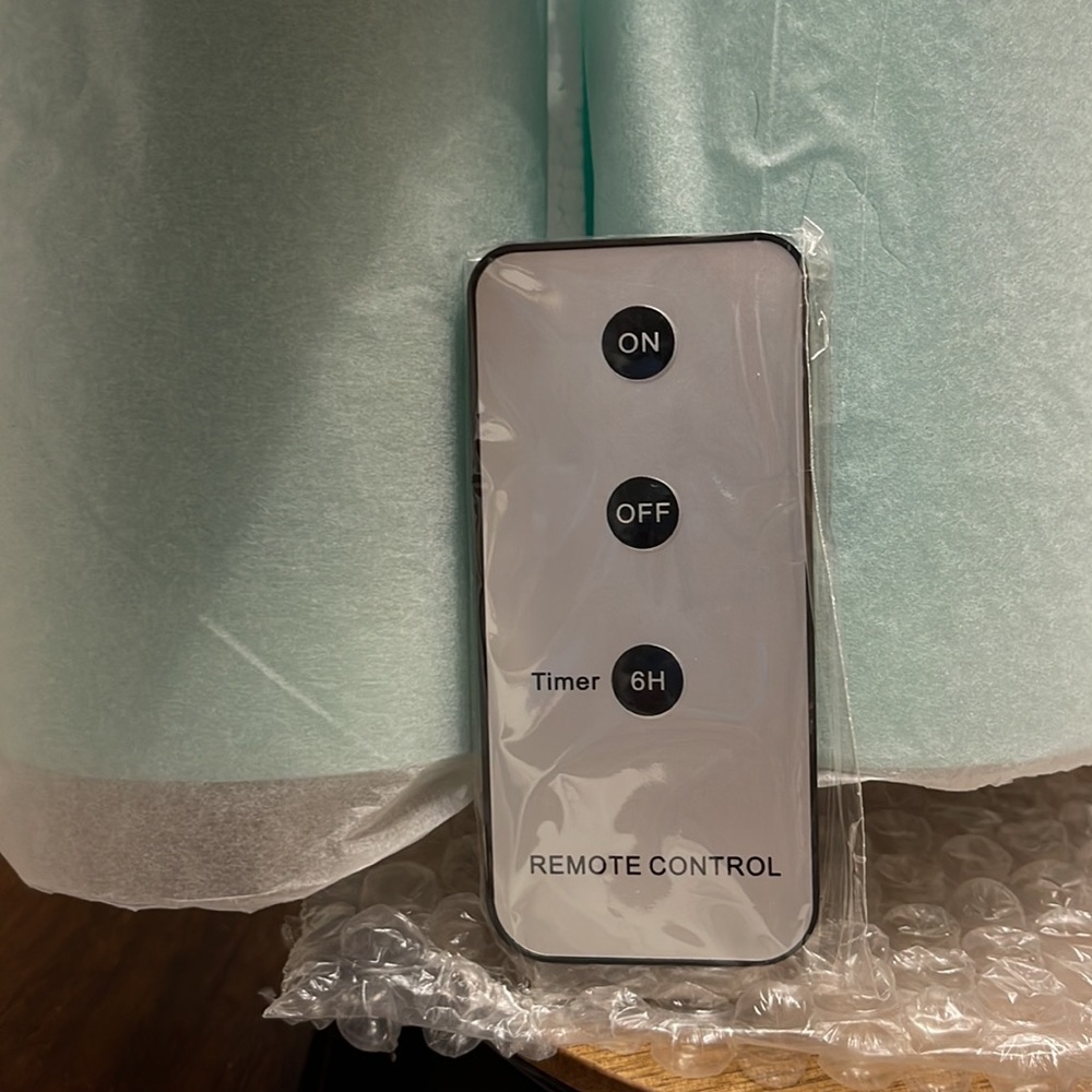 HOME REFLECTIONS Set of 3 Flameless Candles With Remote Control In Sage - Picture 12 of 12